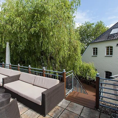 Schnellenburg 뒤셀도르프