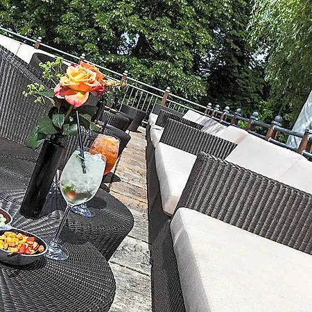 Hotel Schnellenburg Düsseldorf