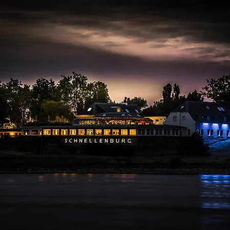 Szálloda Schnellenburg 2*